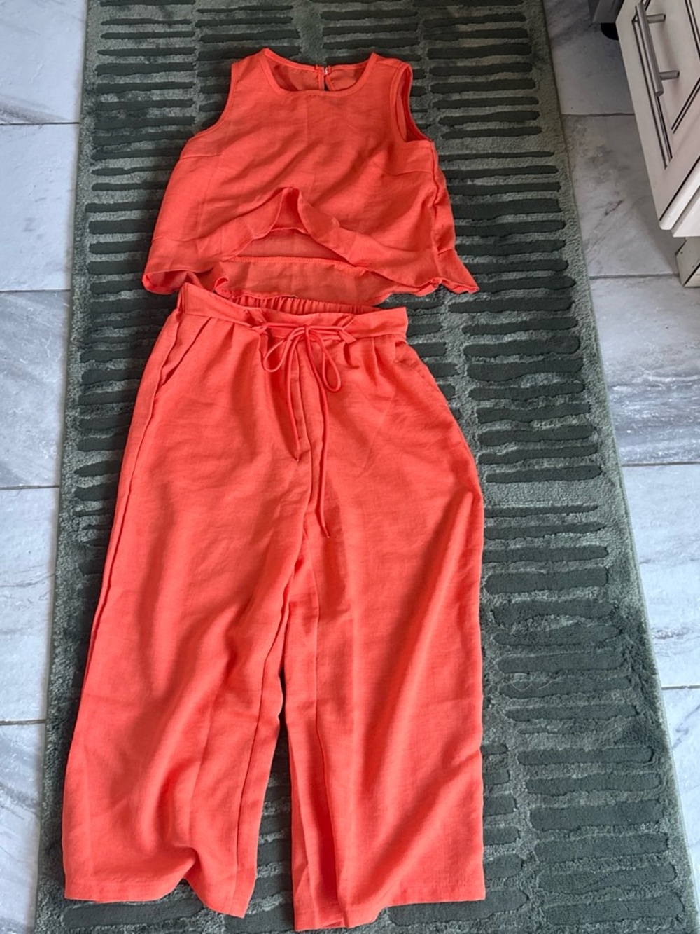 Women’s Coral Wide-Leg Drawstring Pants — Sleeveless Set